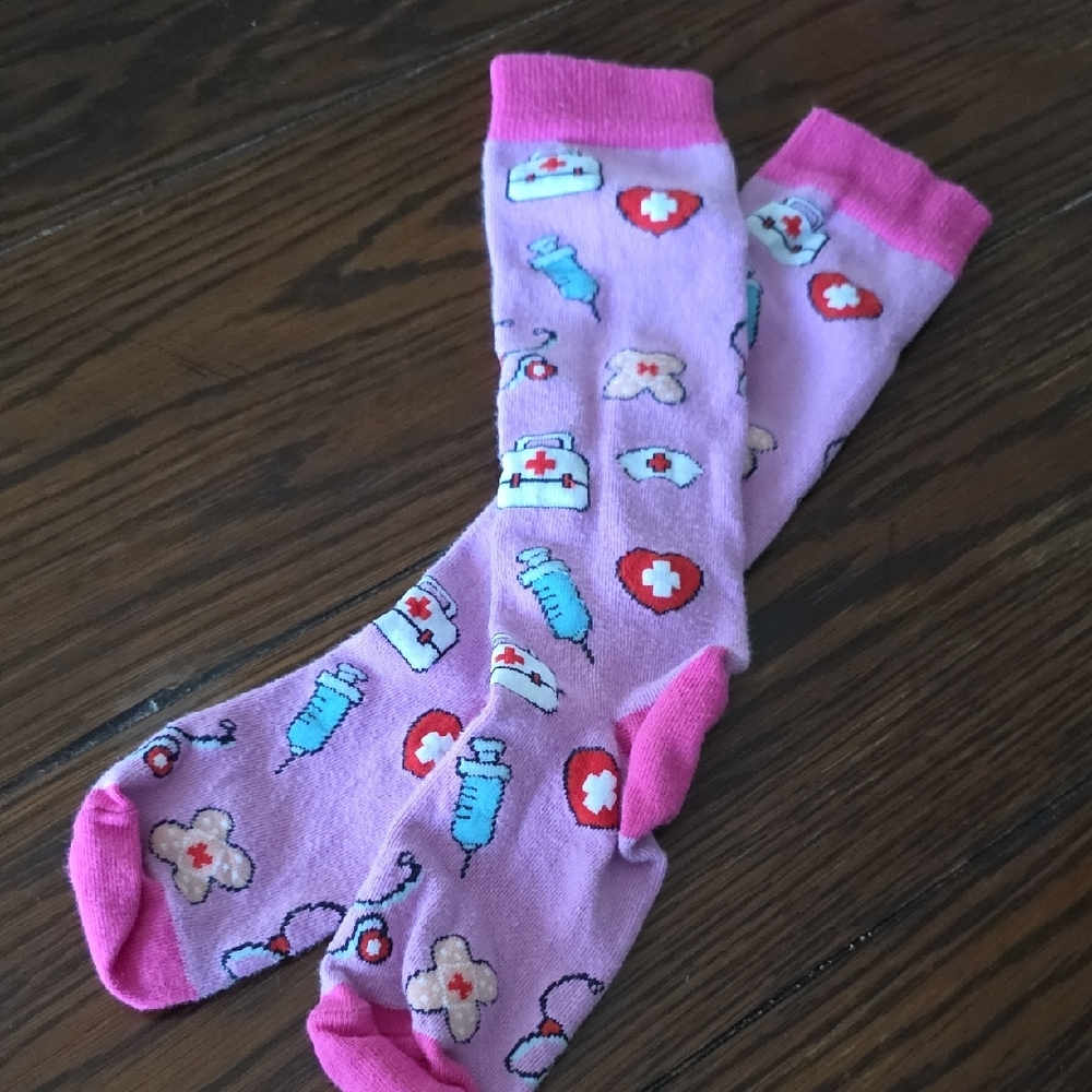 Nursing Bundle Includes 7 Items - image 7